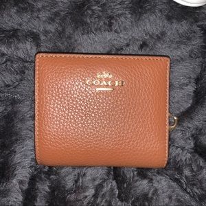 Snap Compact Pebble Leather Coach Wallet